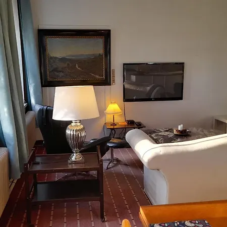 Guldbjerghus * בוגנזה